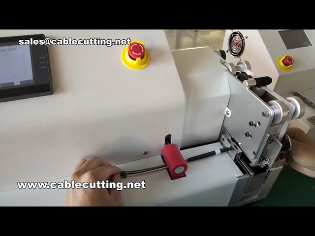 เครื่องพันเทปแบบลูกกลิ้ง สำหรับหุ้มสายรัดสายไฟ | อุปกรณ์โรงงานอัตโนมัติคุณภาพสูง