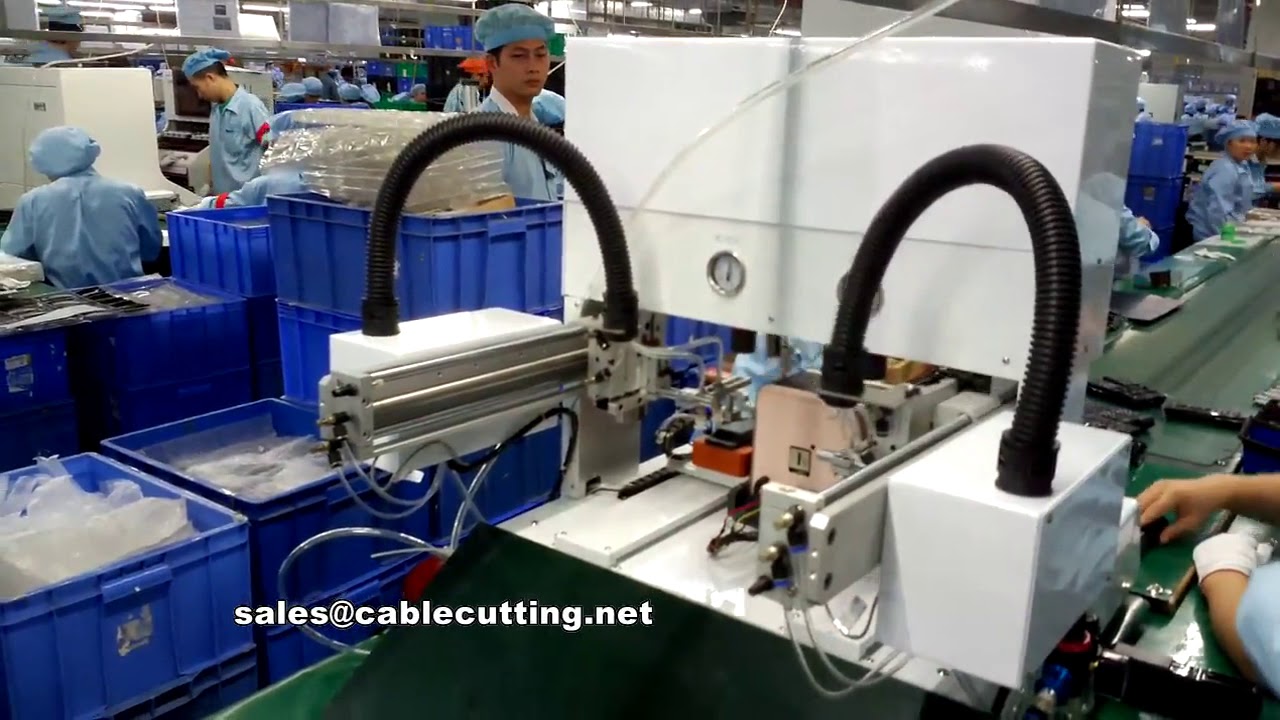 เครื่องขันสกรูอัตโนมัติพร้อมแขนหุ่นยนต์ | สายการผลิตอัจฉริยะประสิทธิภาพสูง