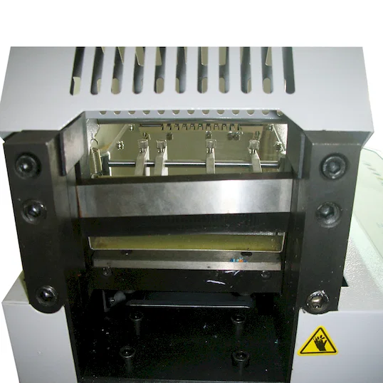 เครื่องตัดซิปอัตโนมัติ, เครื่องมือคุณภาพ WPM-850 Thumb